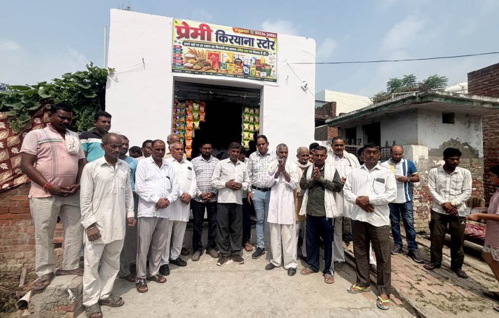 नशे की दुकान बंद करवा डेरा श्रद्धालुओं ने खुलवाई किरयाना दुकान